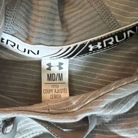 Under Armour Fitted Hoodie Long Sleeve Shirt | Size Medium - Picture 10 of 10